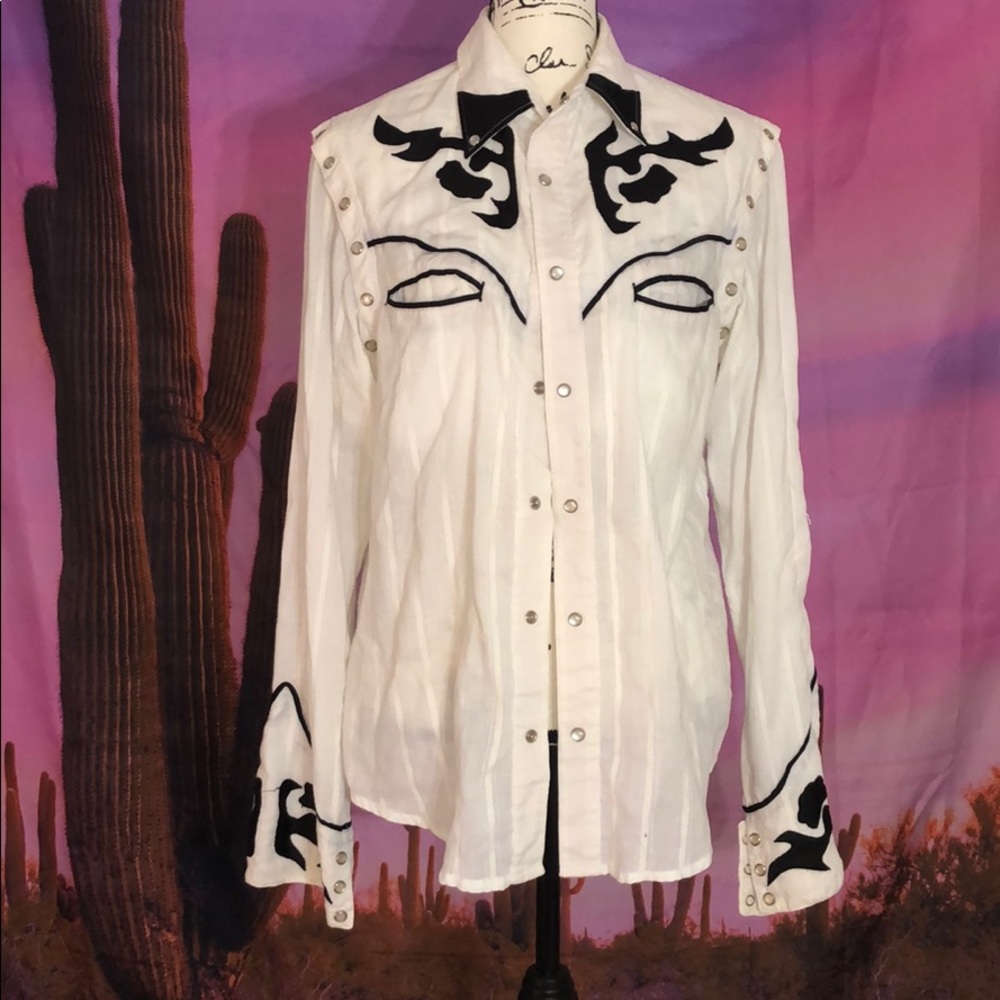 Shawna Hofmann Country Pearl Snap Convertible Top - Picture 1 of 6